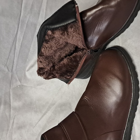 Brown Leather Orthopedic  Wool Lined Winter Boots with Zipper - Picture 5 of 5